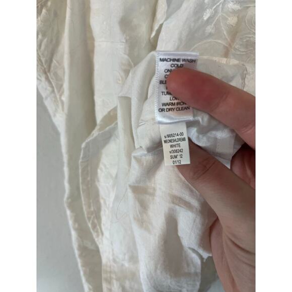 Banana Republic one shoulder ruffle eyelet white tank size 6 - Picture 4 of 4